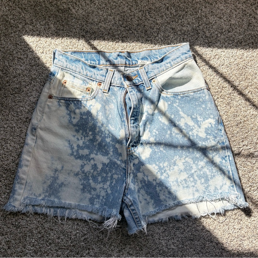 Vintage Levi 521 Jeans made into shorts
